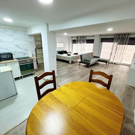 Pura Vida Apartment Торемолинос Екстериор снимка